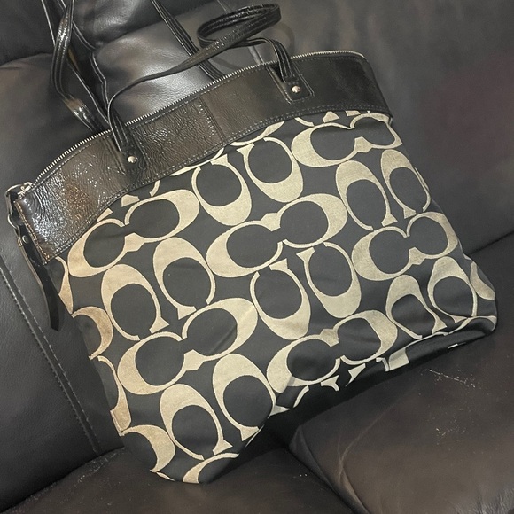 Coach Signature Black and Cream Tote - Picture 2 of 11